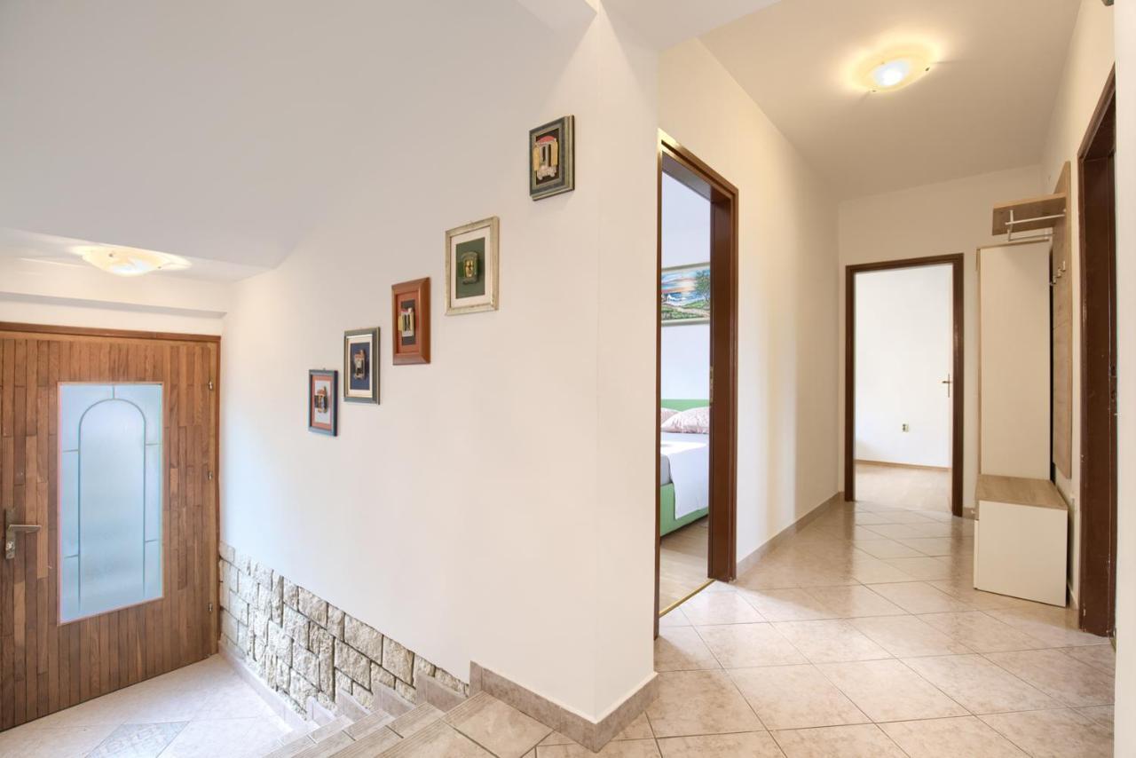 Апартаменты Apartman Andi Пула Экстерьер фото