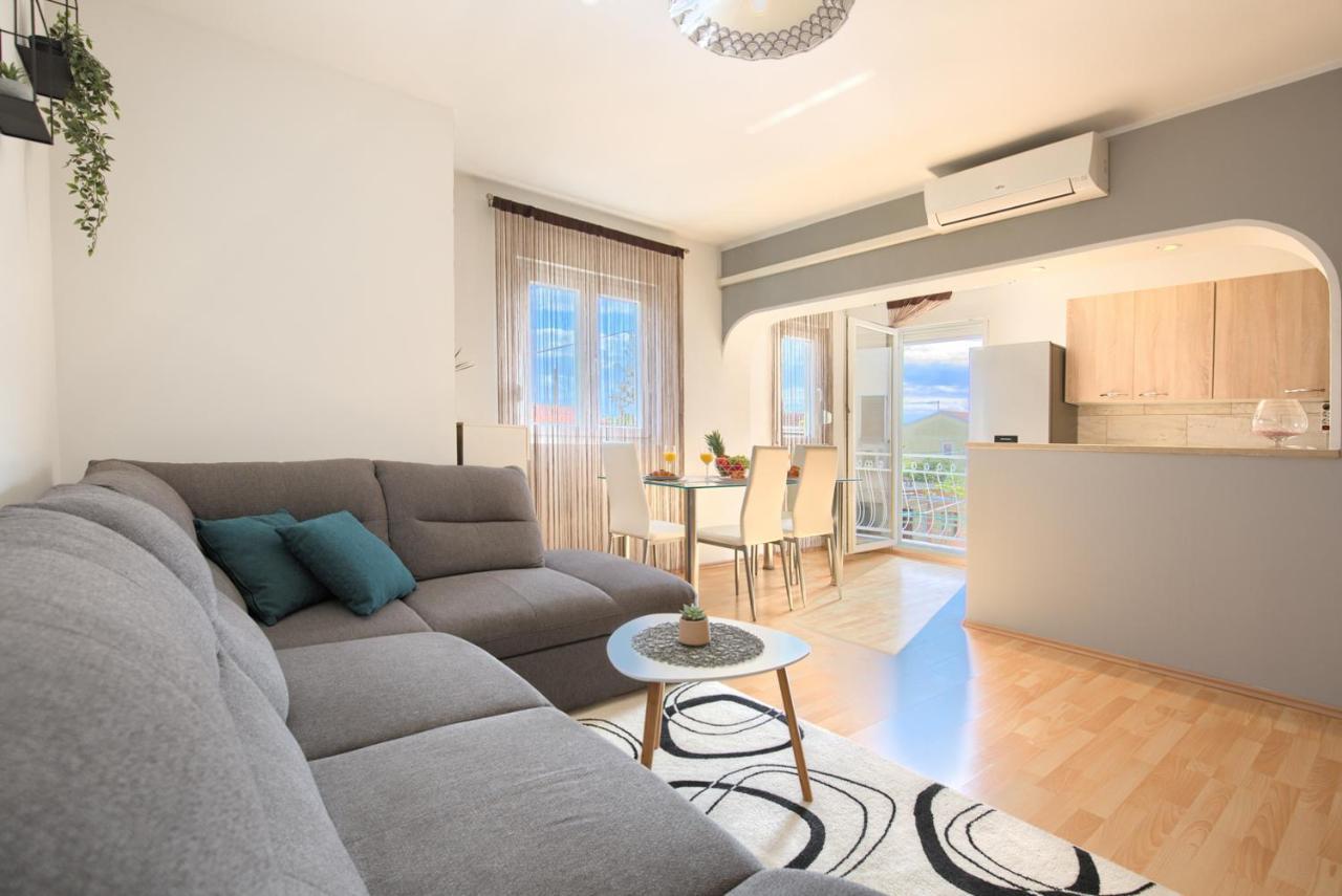 Апартаменты Apartman Andi Пула Экстерьер фото